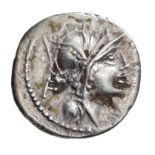 REPUBBLICA ROMA. GENS JUNIA (91 A.C.). DENARIO.