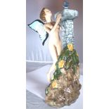 Carltonware girl figurine H: 18 cm