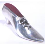 Silver shoe pin cushion L: 6 cm