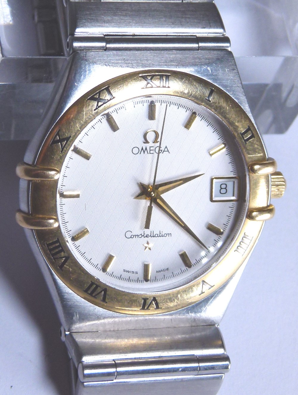 Omega Constellation gents wristwatch on stainless steel bracelet