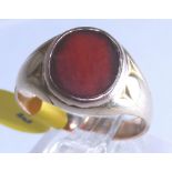 9ct gold vintage carnelian signet ring,