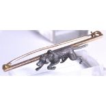 Silver lurcher on a 9ct gold bar