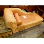 Vintage double bed chaise longue CONDITION REPORT: L: 575 cm, H: 77 cm,