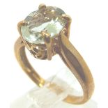 9ct yellow gold blue topaz set ring, 3.