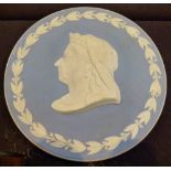 Wedgwood wall plaque bearing the head of Queen Victoria,