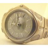 Gents Seiko Auto Relay kinetic stainless steel wristwatch with silver dial