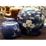 Two pieces of Chinese prunus ware,