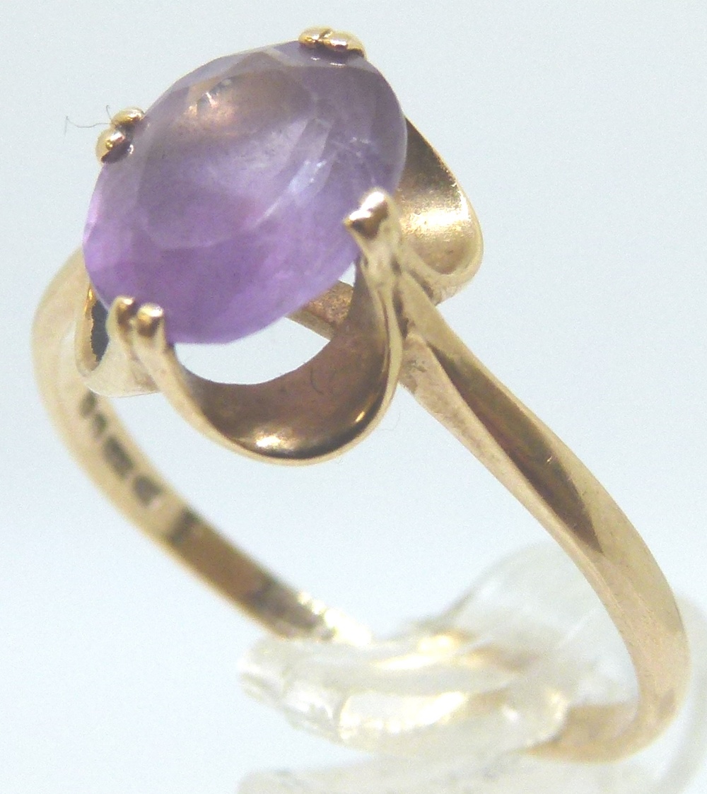 9ct gold amethyst ring