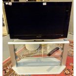 Panasonic LCD TV, 80 cm, model TX-32 LZD