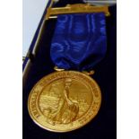 ICI 40 year service medal in 9 ct gold, 24.