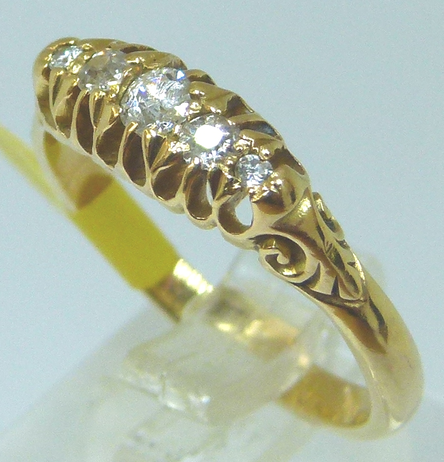 18ct gold antique five stone diamond ring,