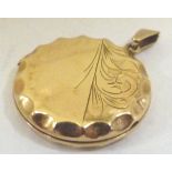 9ct gold vintage locket,