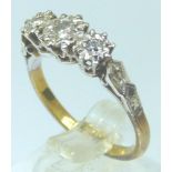 18ct 3 diamond ring, 2.