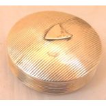 Hallmarked silver pill box CONDITION REPORT: No apparrent damage,