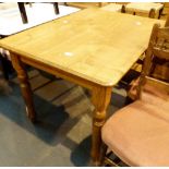 Oak kitchen table,