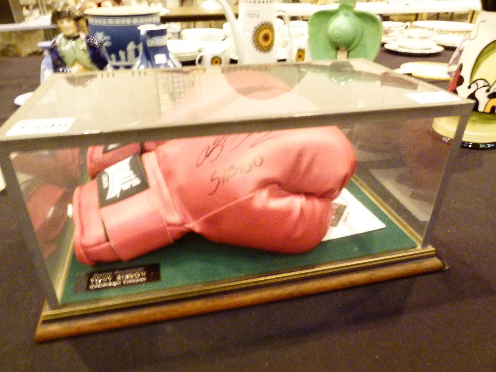Tony Sibson signed boxing glove on a Lon