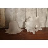 Victorian style frosted glass shade in the shape of a flower (5 items)