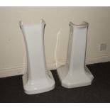 2 Art Deco porcelain pedestals