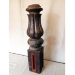 Victorian mahogany snooker table support (ideal lamp base) H : 75 cm