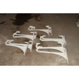 4 sets of Victorian cast iron sink brackets