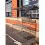 Industrial wire shelving unit H : 183,