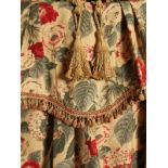 20thC cotton rose patterned curtain set with matching pelmet and ties with tassle detail H : 214