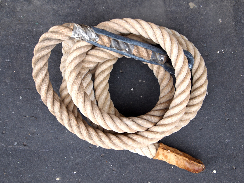 20thC natural cotton school gym rope with steel ends L : 400 cm - Image 4 of 4