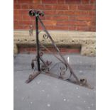 Victorian Wrought iron sign bracket H : 77 W : 50 cm