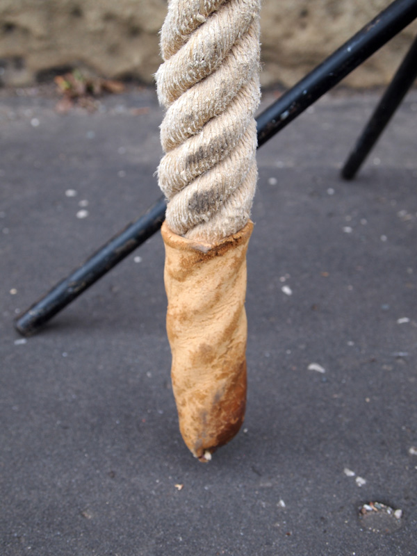 20thC natural cotton school gym rope with steel ends L : 400 cm - Image 2 of 4