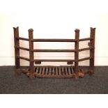 Victorian cast iron fire bars and grate H: 41 W: 68 cm