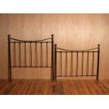 Victorian style aluminium bed head and footboard in black and brass a/f 144 x 132 cm