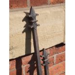Victorian cast iron arrow head railings in various heights (54 items)