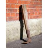 Victorian cast iron shoe last with oak leg H: 71 cm