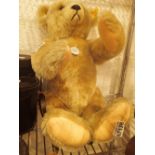 Large Steiff bear with hump and growler, in mohair classic style,