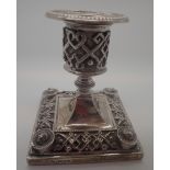 Hallmarked silver stub candlestick, assay London 1976, H: 9 cm,