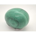 Turned malachite egg, L: 7 cm