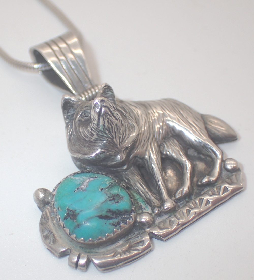 Sterling silver turquoise set wolf penda