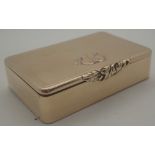 Early 19thC 15 ct gold snuff box, maker VR with letter L monogram 75 x 48 mm, 65.