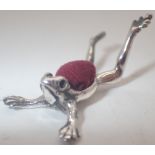Silver frog pin cushion, L: 35 mm