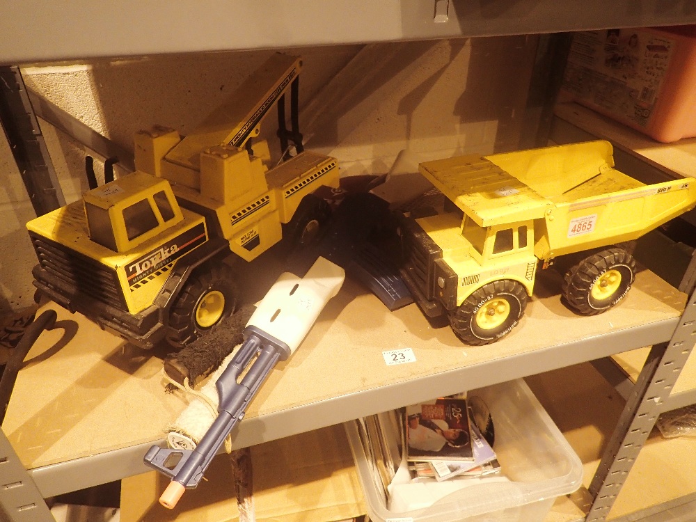 Tonka toys steel crane truck and Matchbox steel dumper,