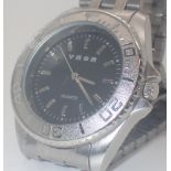 Gents chrome fashion wristwatch CONDITION REPORT: This item is working at lotting