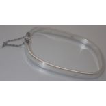 925 silver cushion shaped bangle with safety chain