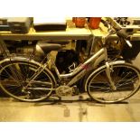 Raleigh Oakland ladies silver touring bike