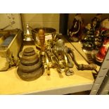 Cast metal mincer brassware including Bell pot cover plates etc and set of weights for scales 4lb