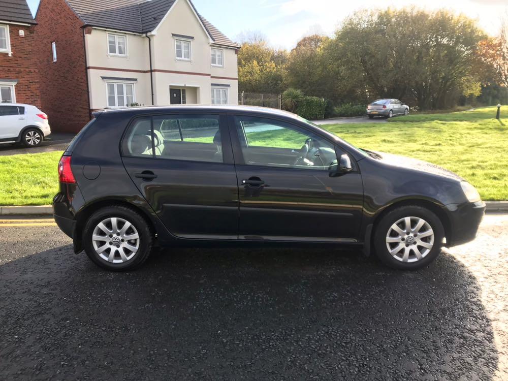 Volkswagen Golf 2005 CX05 VSV 1600 petrol full service history six speed manual approximately 92000 - Image 15 of 19