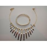 18ct yellow and white gold choker necklace with hanging bars of alternate white and yellow gold