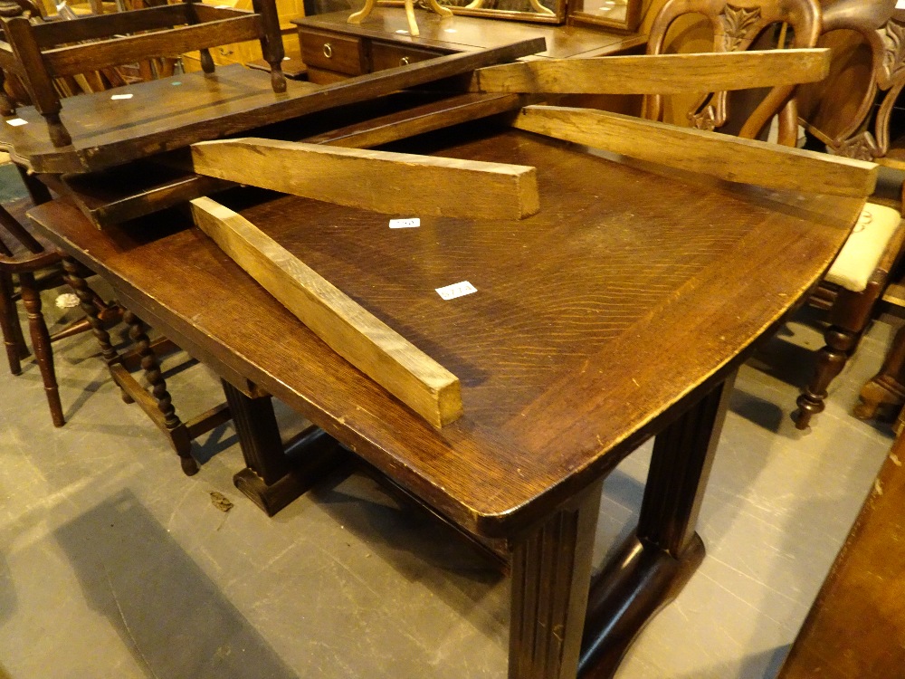 Vintage oak drawleaf dining table