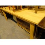 Large heavy beech dining table L: 200 cm