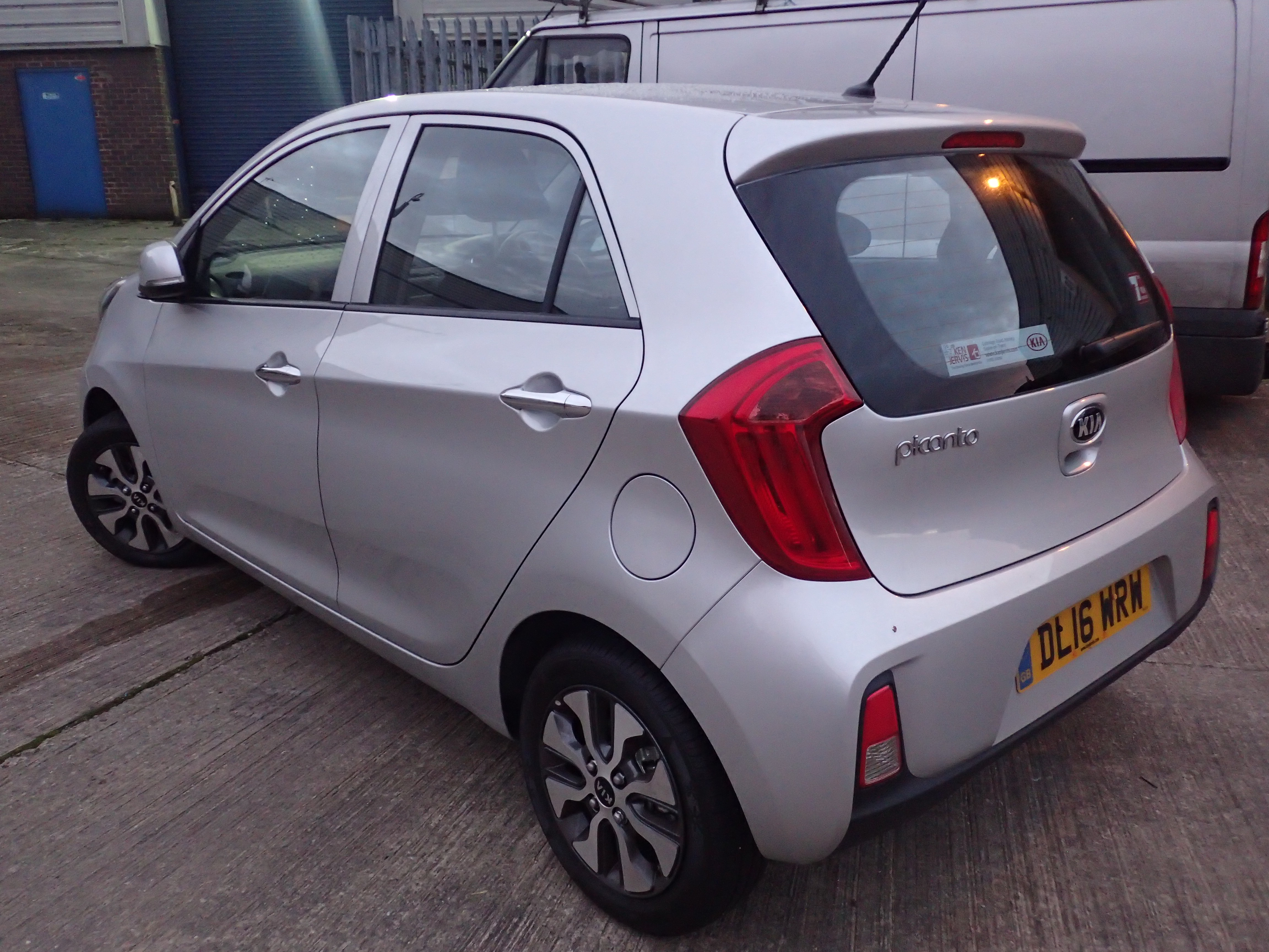 Kia Picanto 1.25 with 144 miles (yes one hundred and forty four miles) 16 reg as new throughout. - Image 3 of 3