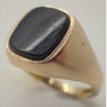 9ct gold gents onyx signet ring size T